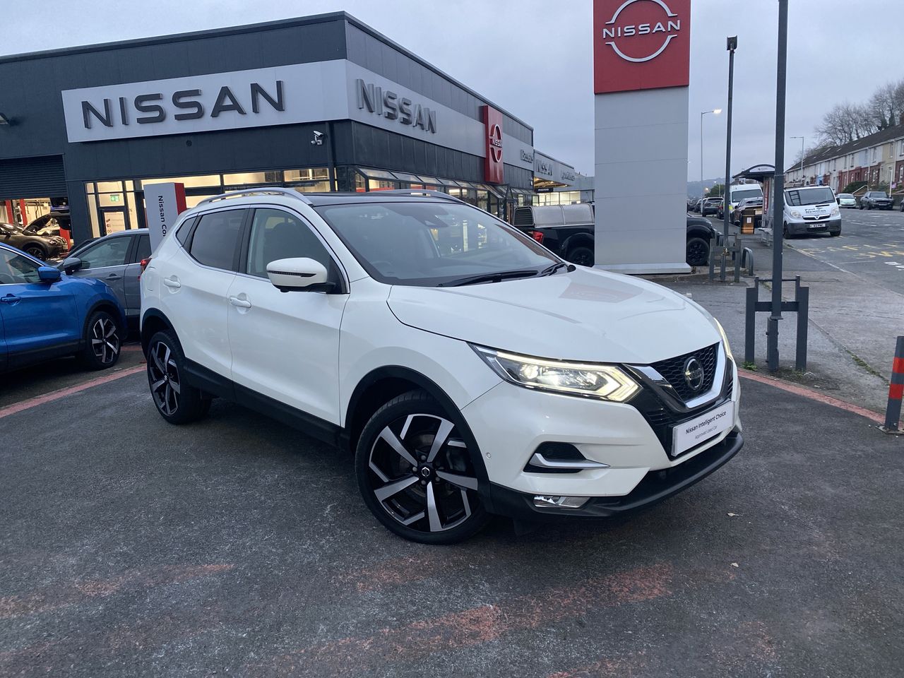 Main listing image - Nissan Qashqai