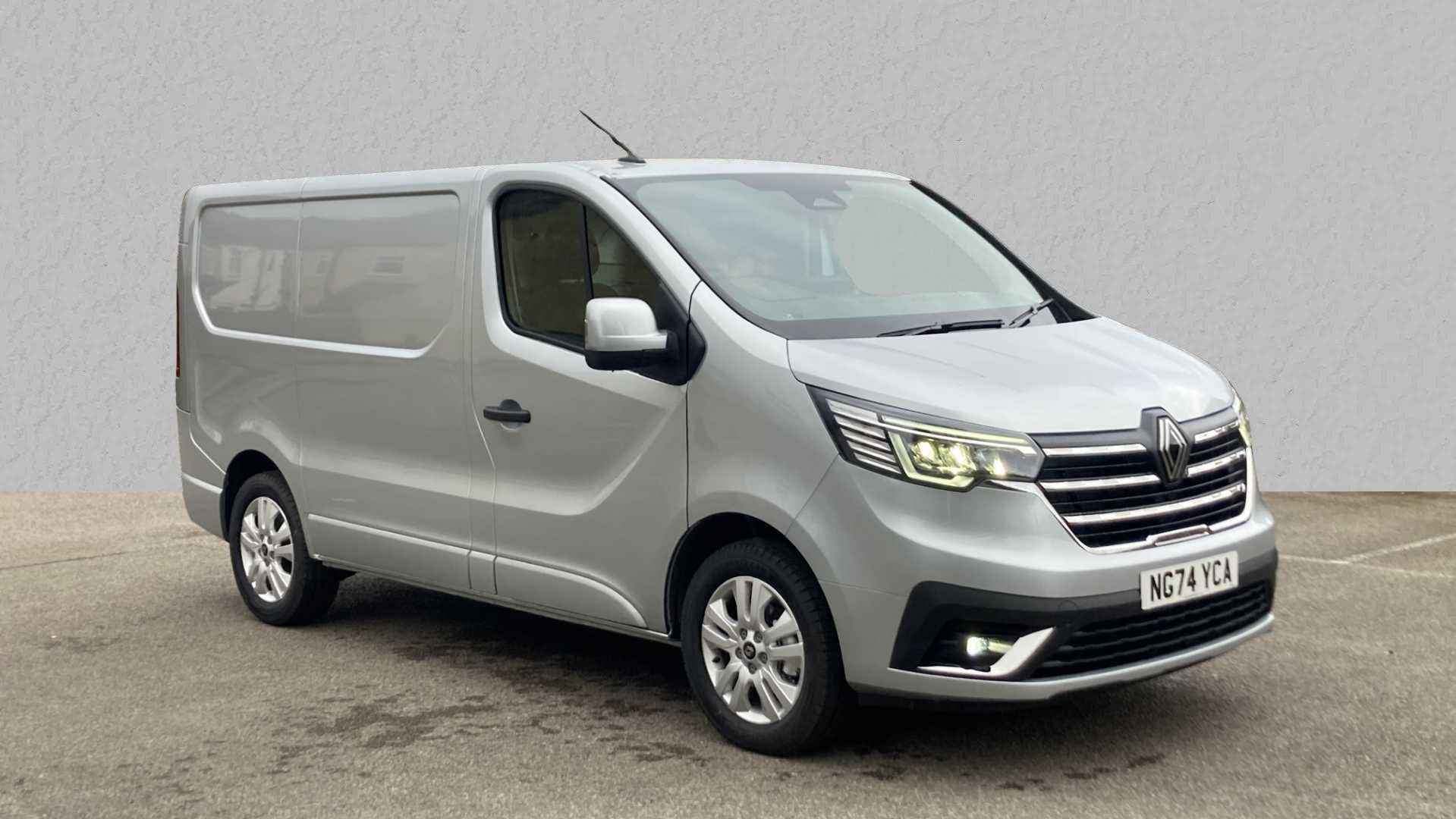 Main listing image - Renault Trafic