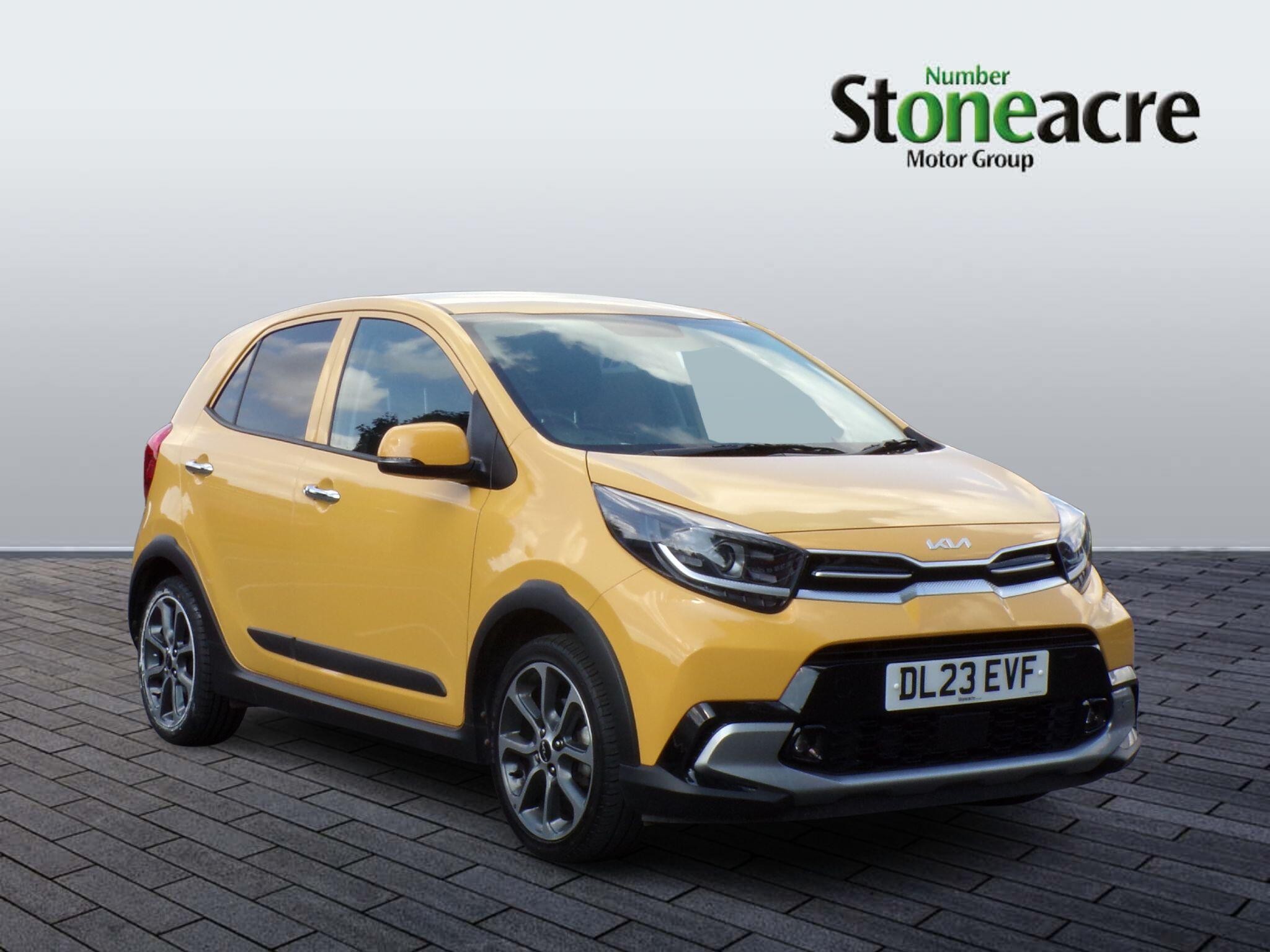 Main listing image - Kia Picanto