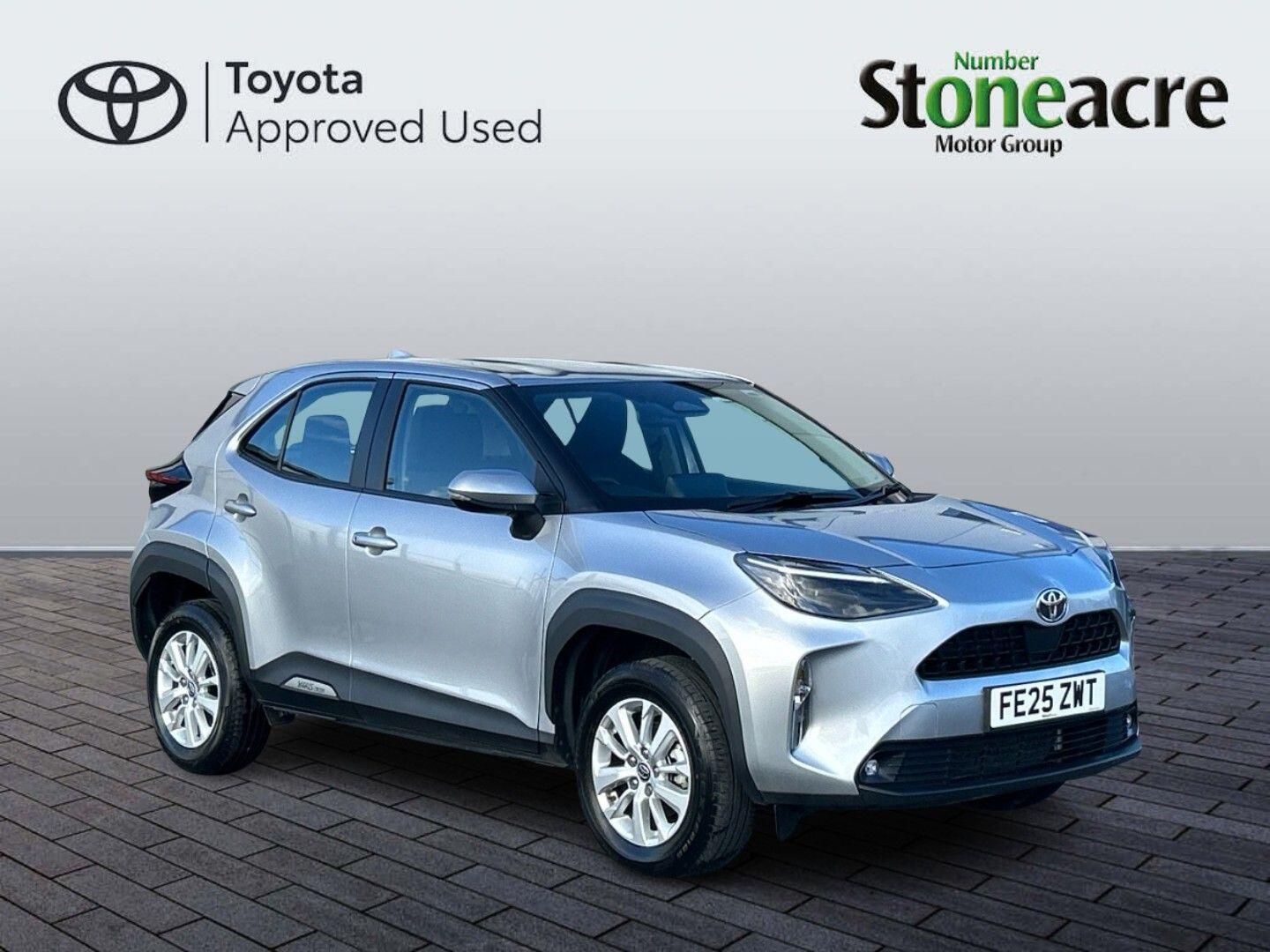 Main listing image - Toyota Yaris Cross
