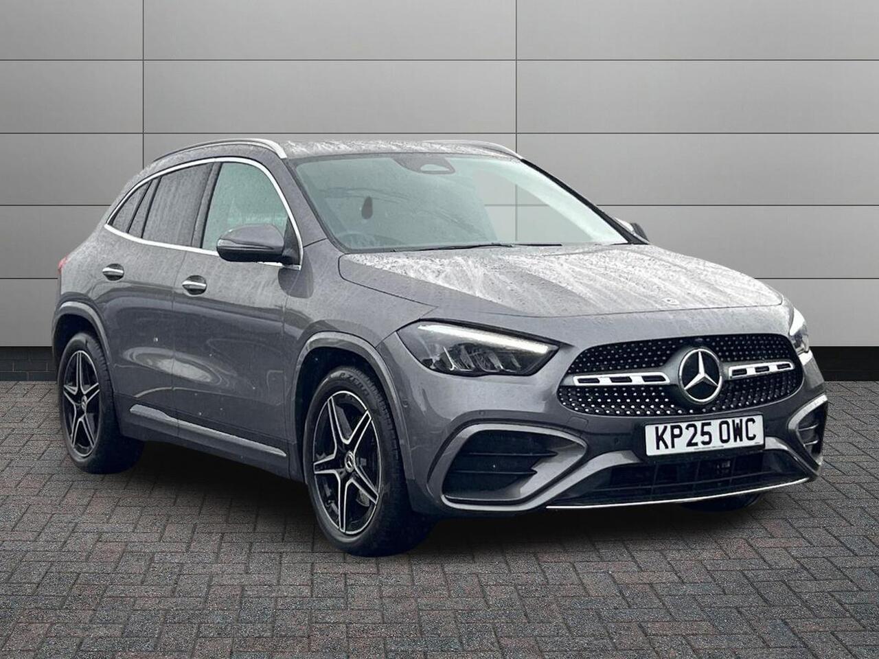 Main listing image - Mercedes-Benz GLA