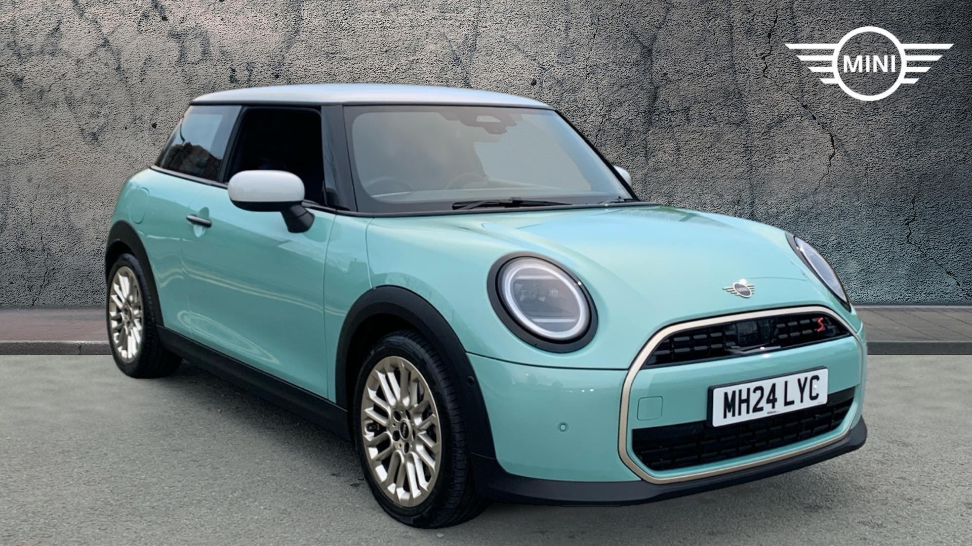 Main listing image - MINI Hatchback