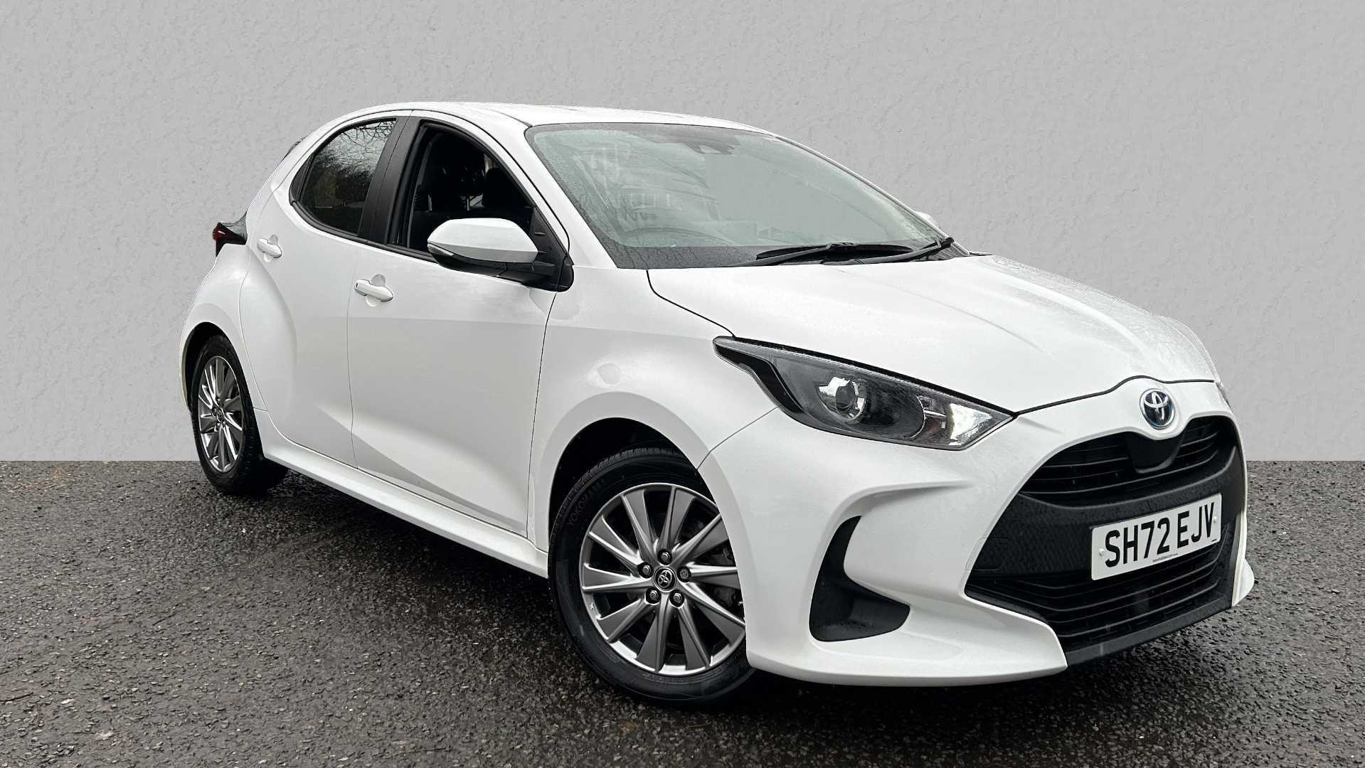 Main listing image - Toyota Yaris