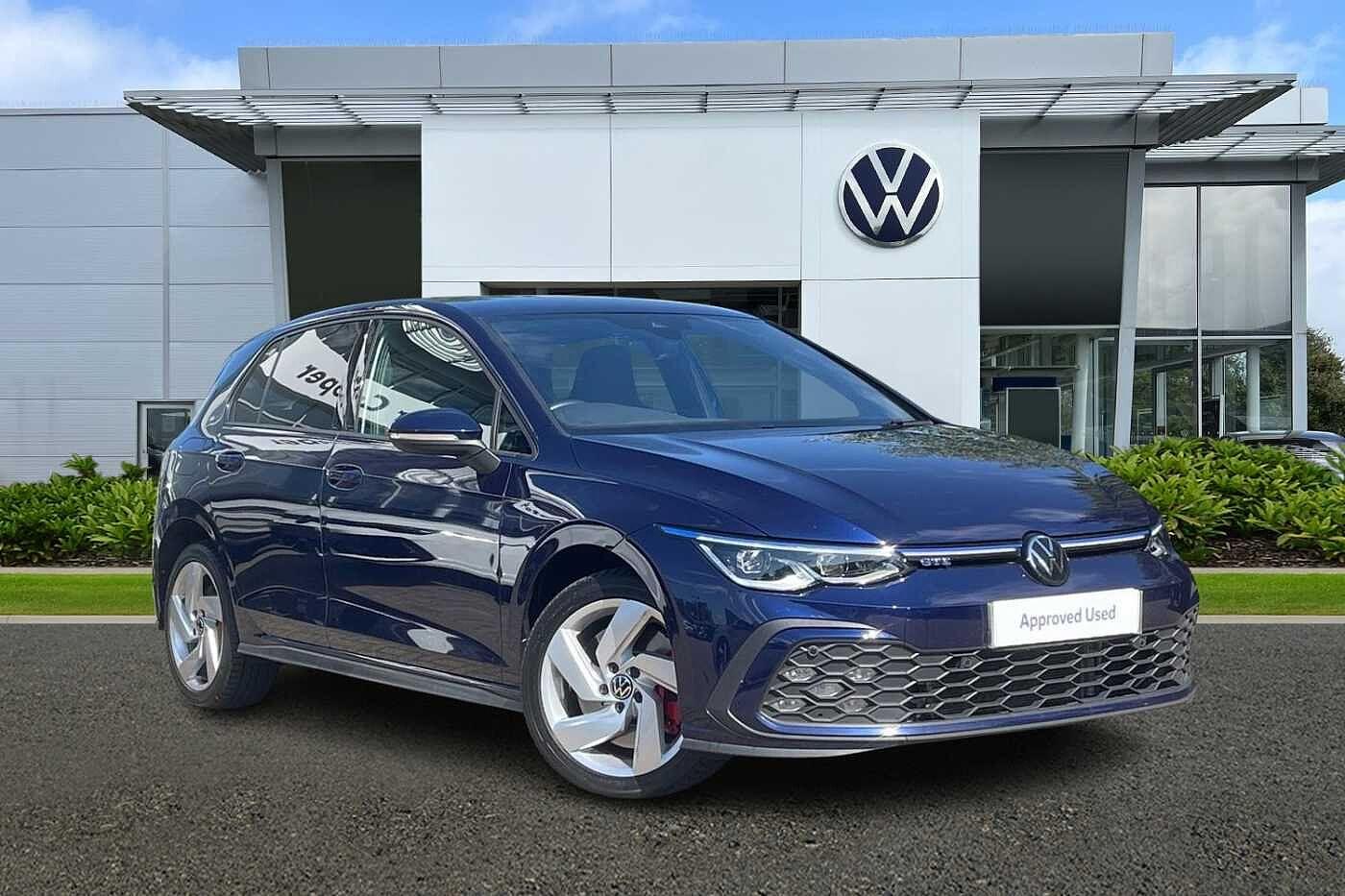 Main listing image - Volkswagen Golf GTE