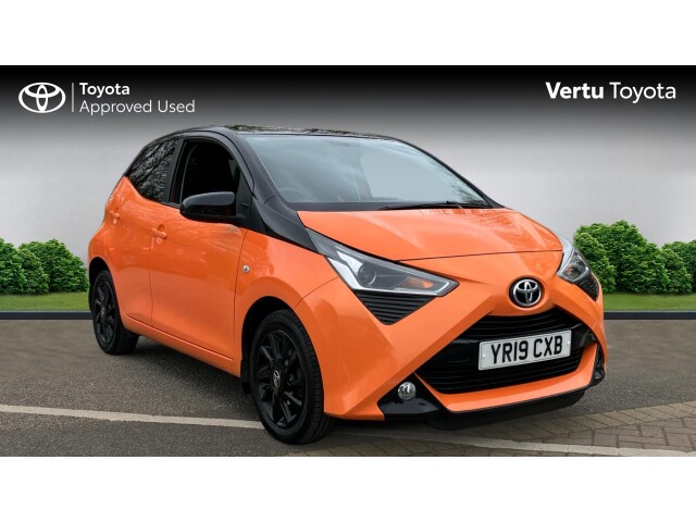 Main listing image - Toyota Aygo