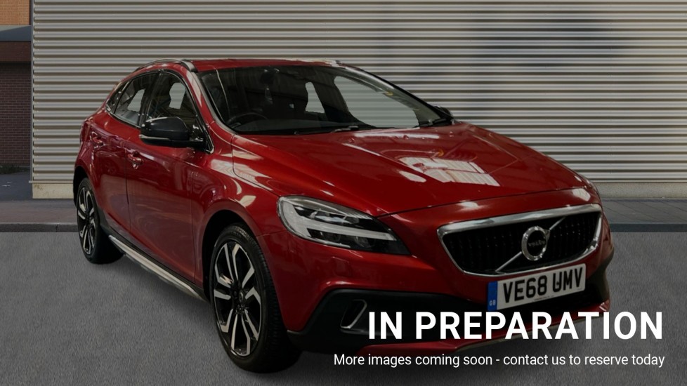 Main listing image - Volvo V40 Cross Country