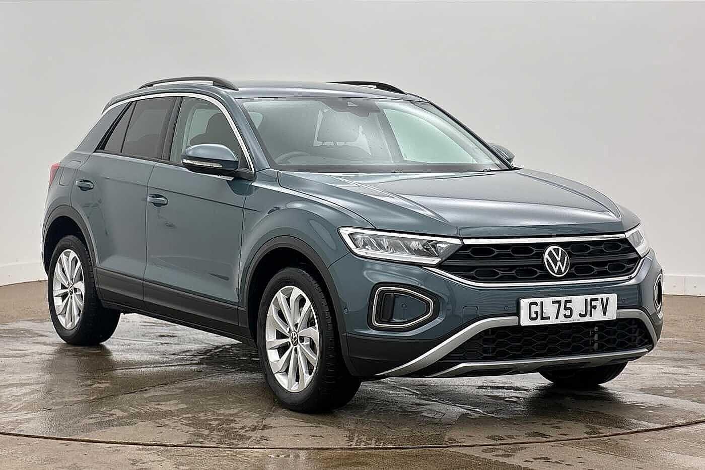 Main listing image - Volkswagen T-Roc
