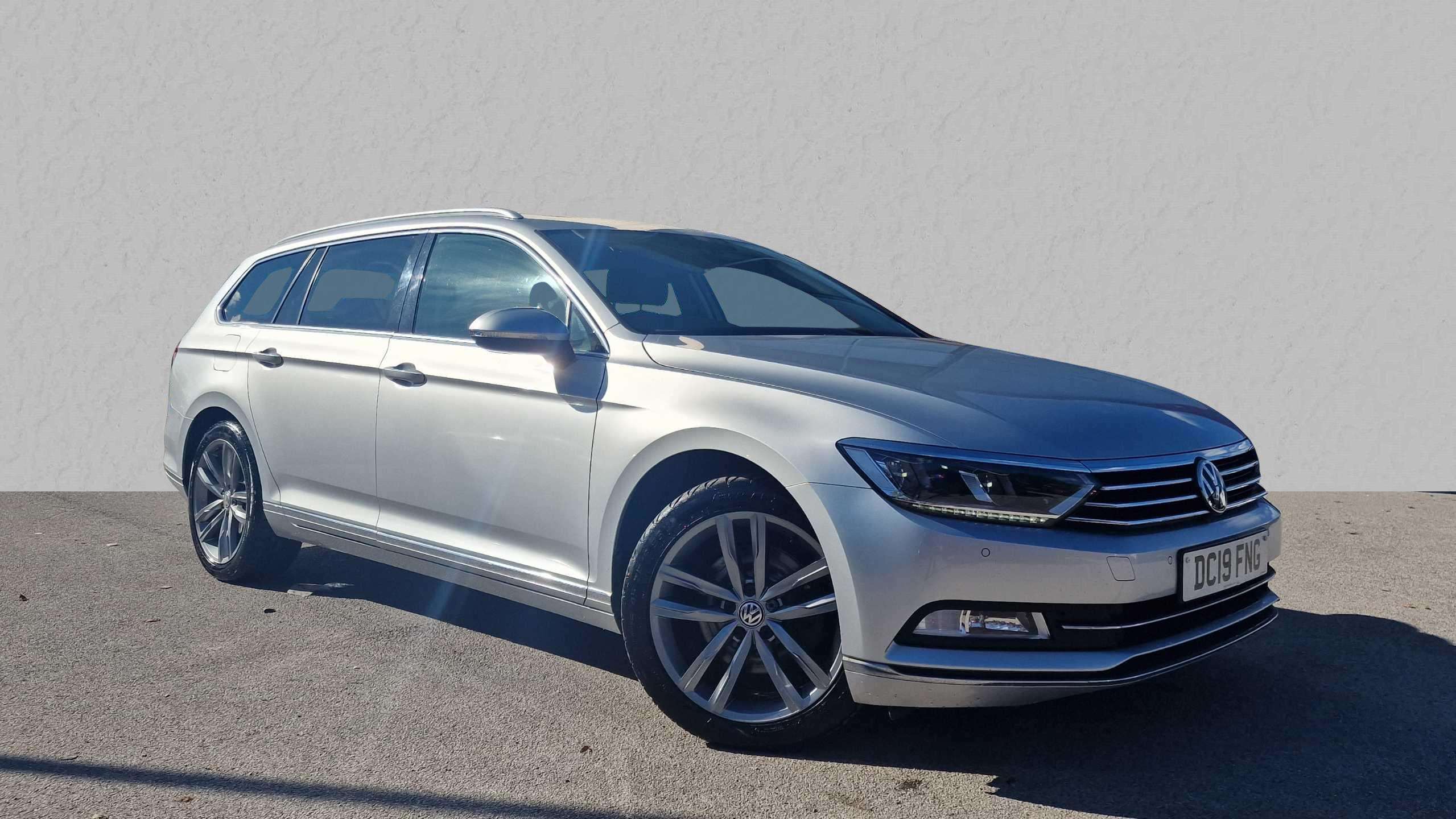 Main listing image - Volkswagen Passat Estate