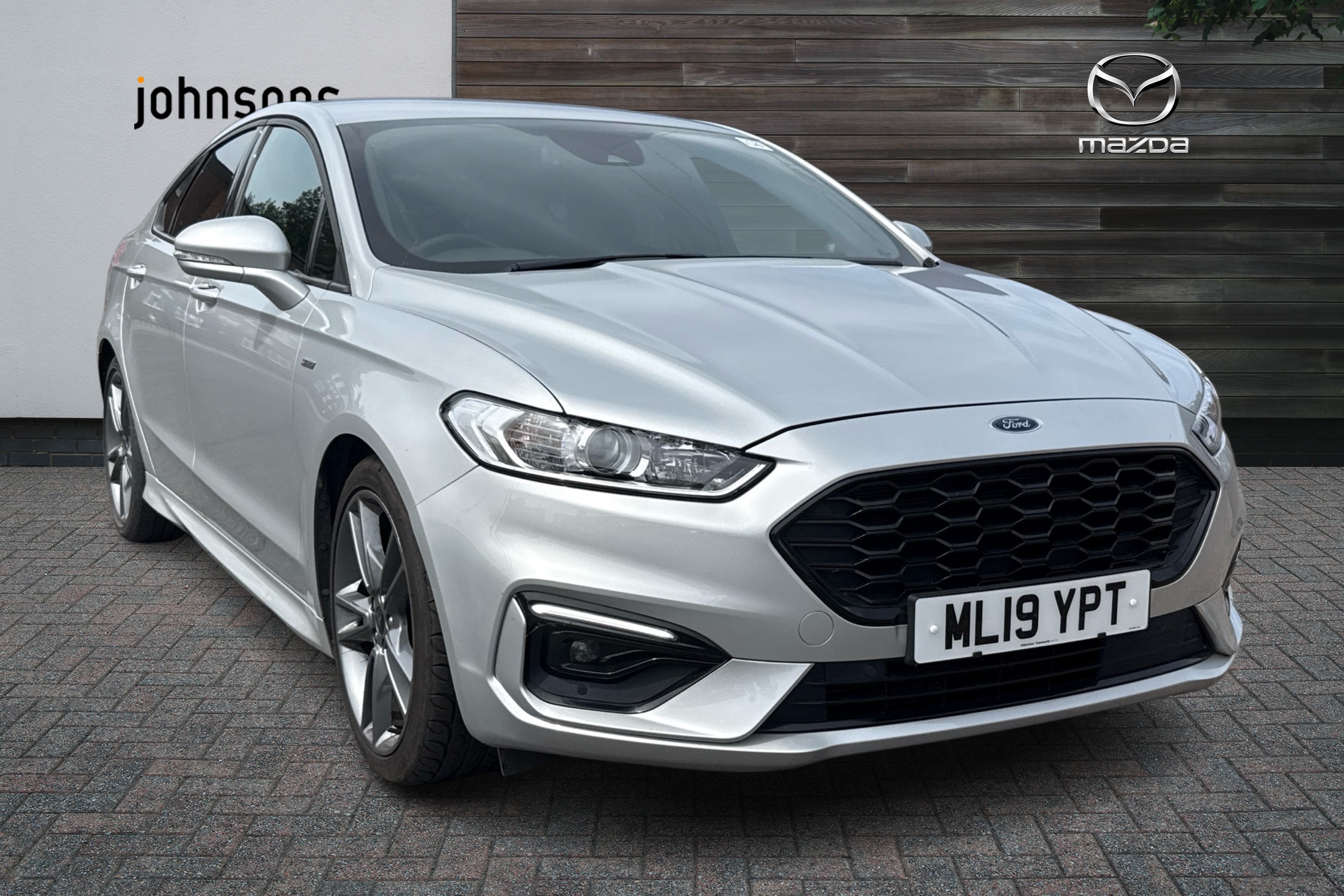 Main listing image - Ford Mondeo