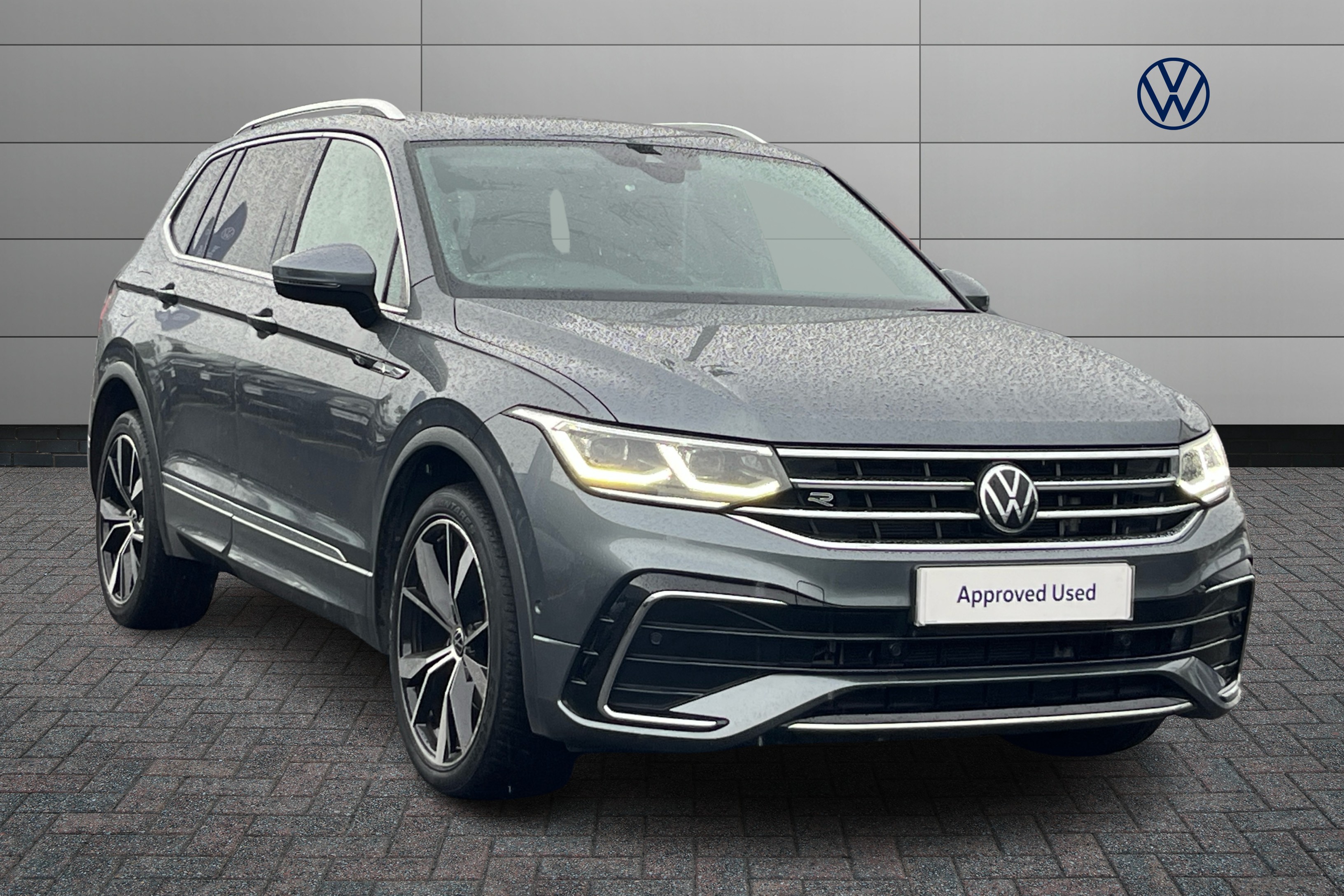 Main listing image - Volkswagen Tiguan Allspace