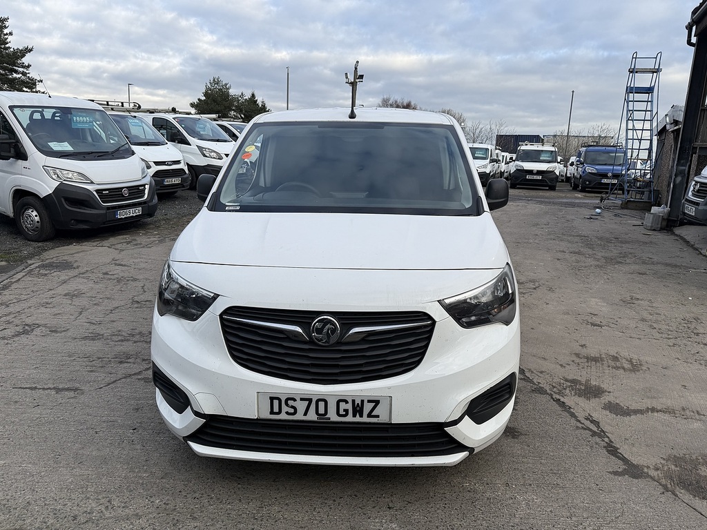 Main listing image - Vauxhall Combo Cargo