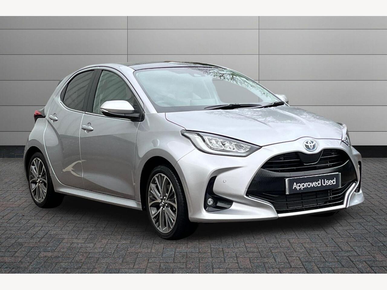 Main listing image - Toyota Yaris