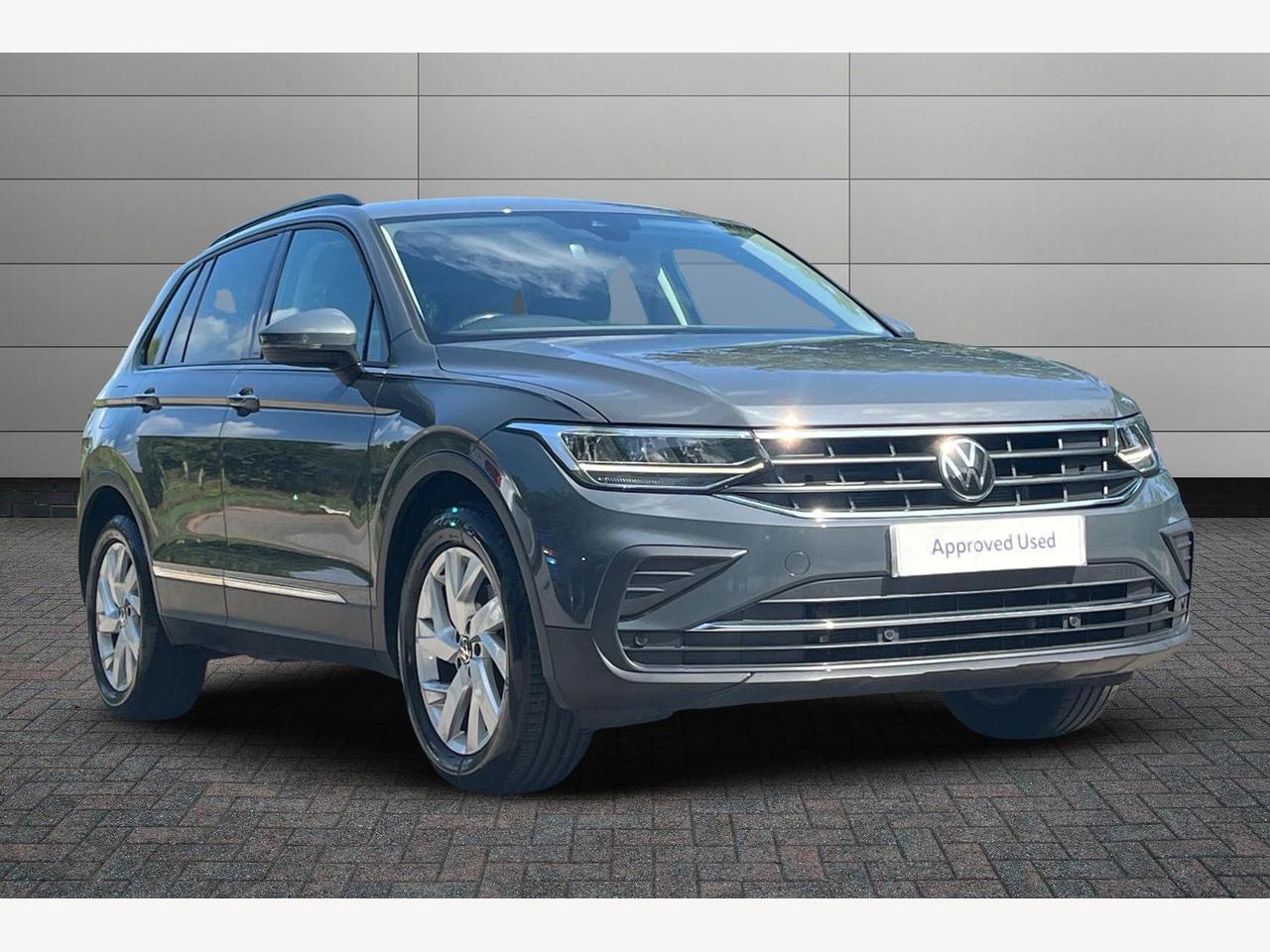Main listing image - Volkswagen Tiguan