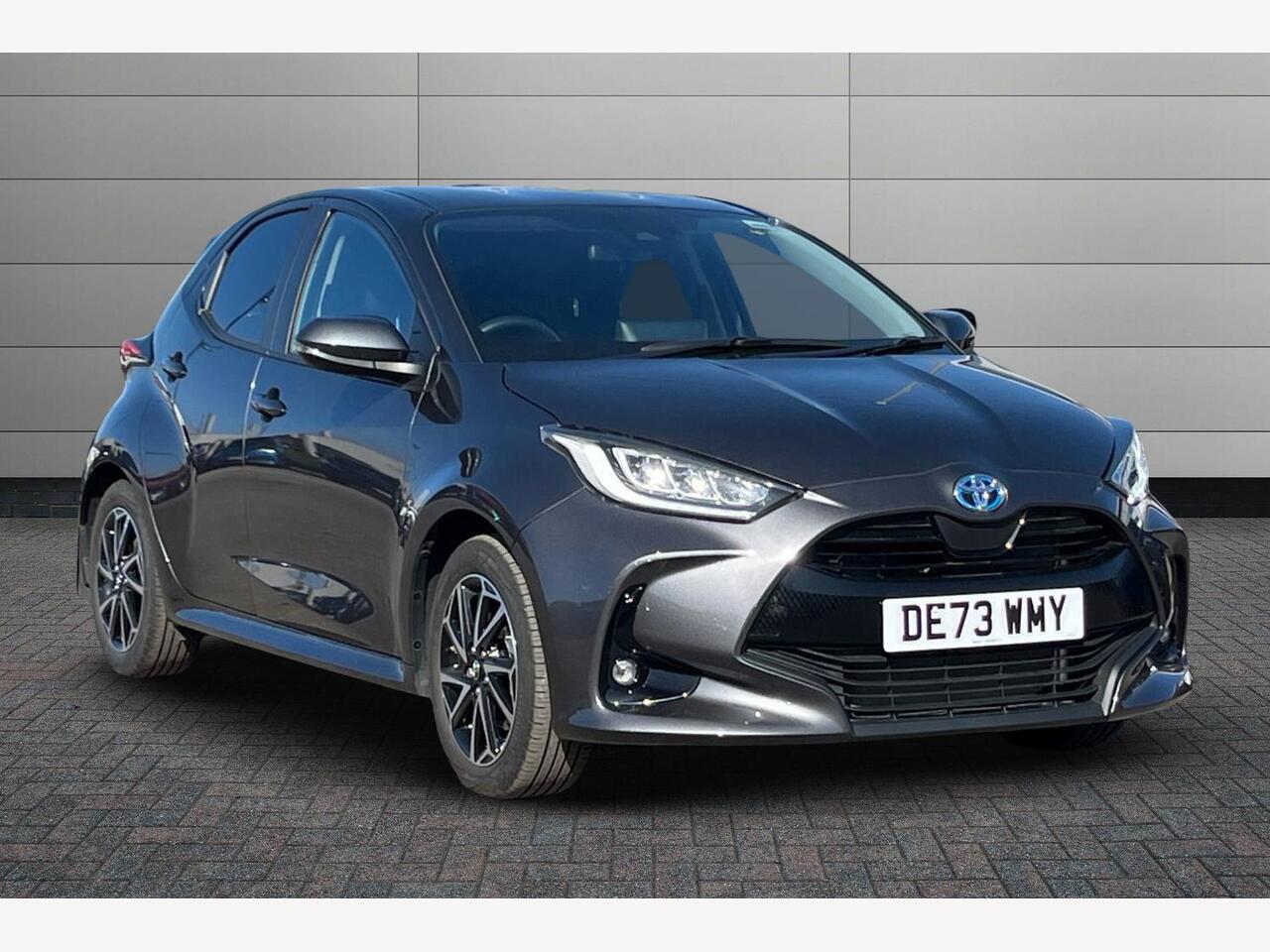 Main listing image - Toyota Yaris