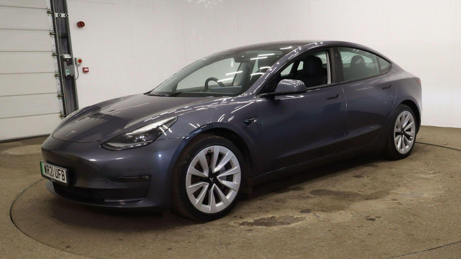 Main listing image - Tesla Model 3