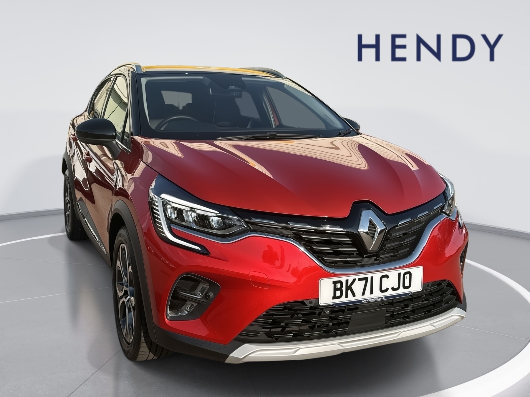 Main listing image - Renault Captur