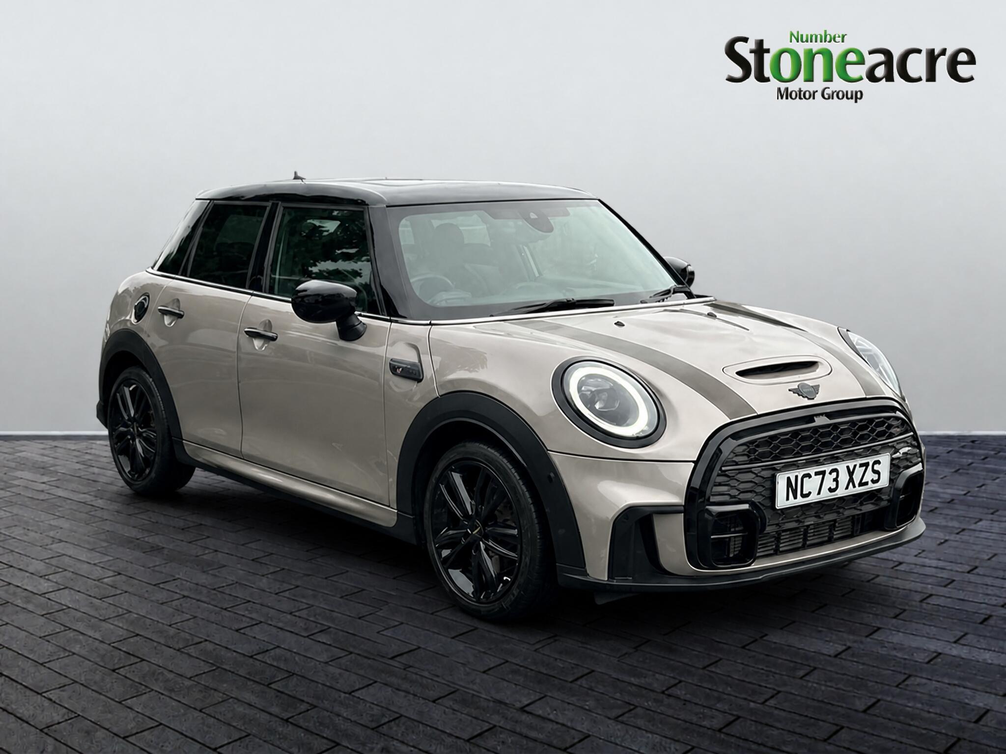 Main listing image - MINI Hatchback