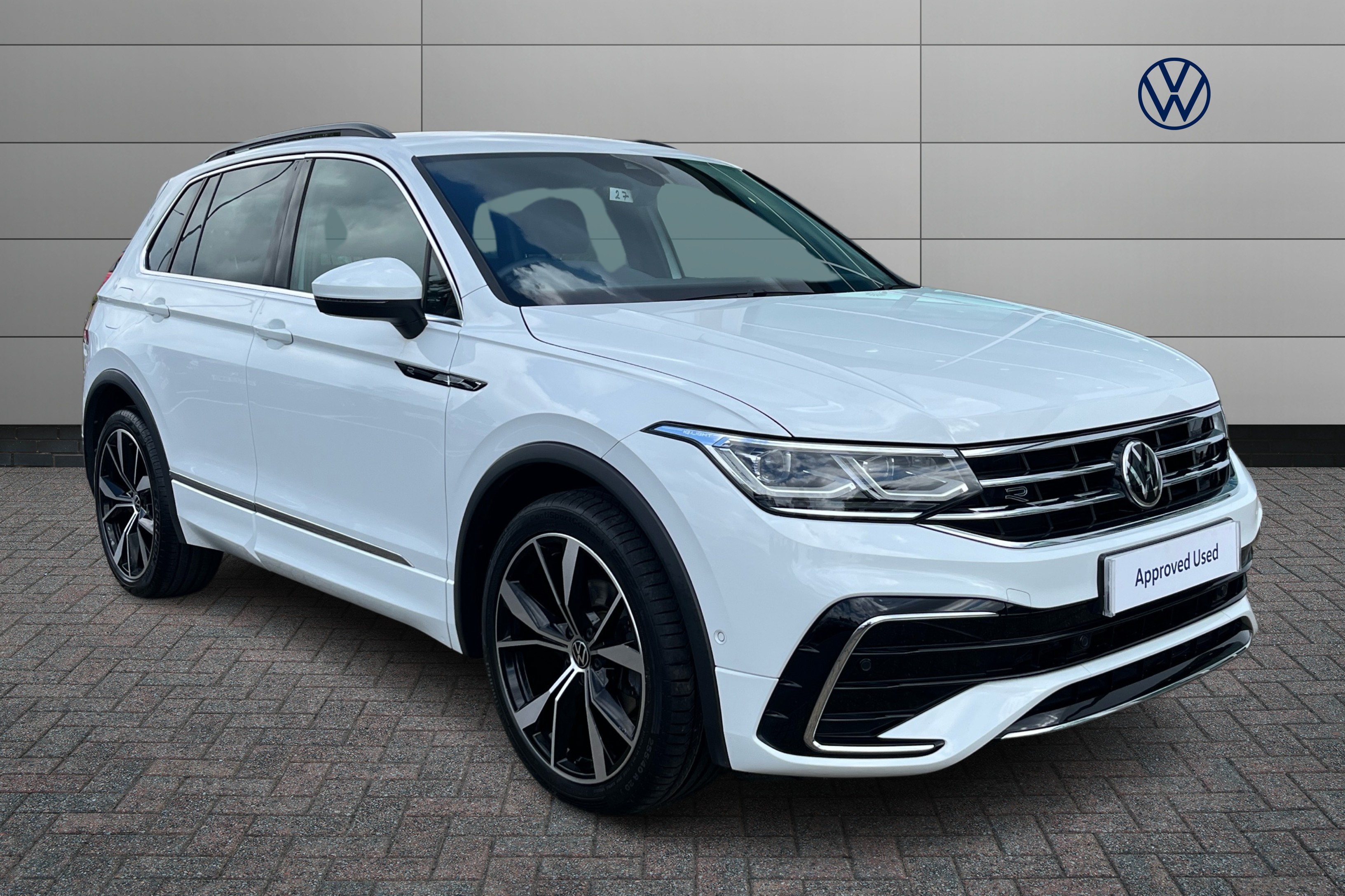 Main listing image - Volkswagen Tiguan