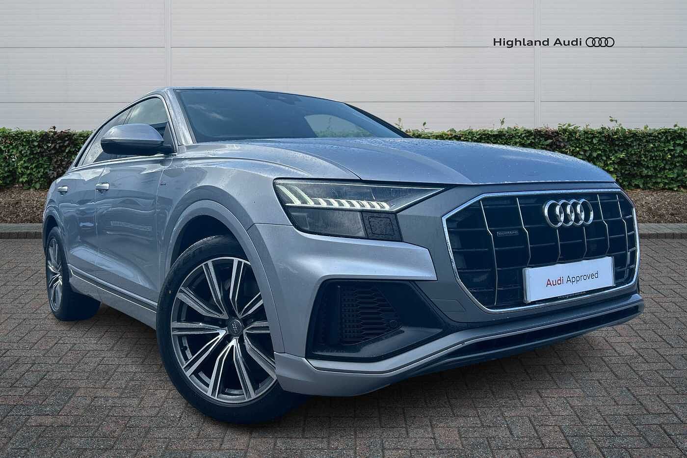 Main listing image - Audi Q8