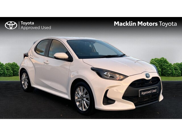 Main listing image - Toyota Yaris