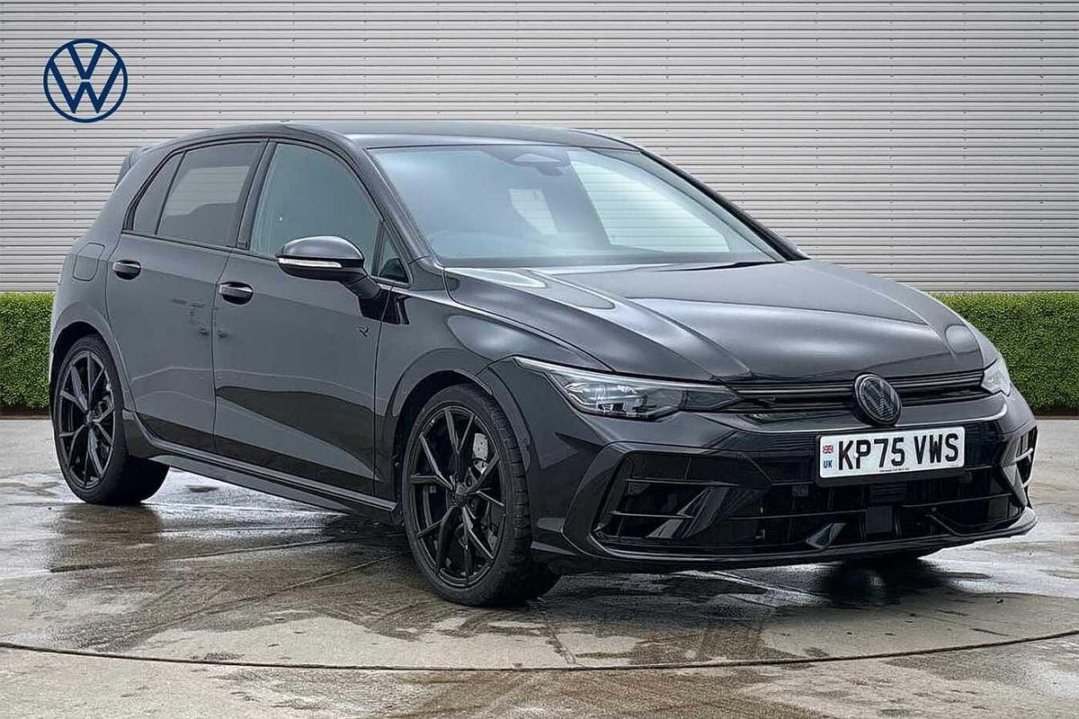 Main listing image - Volkswagen Golf