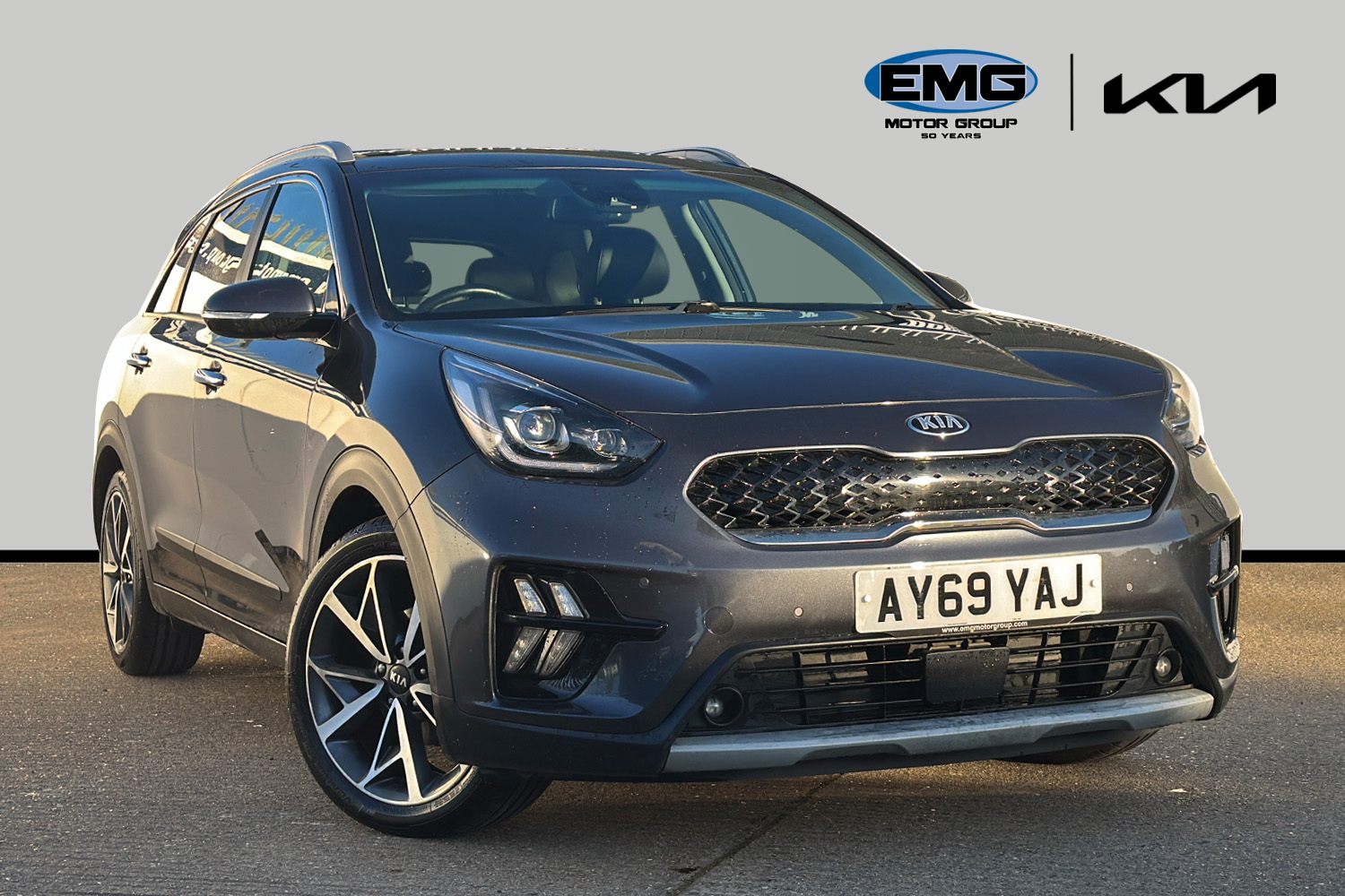 Main listing image - Kia Niro