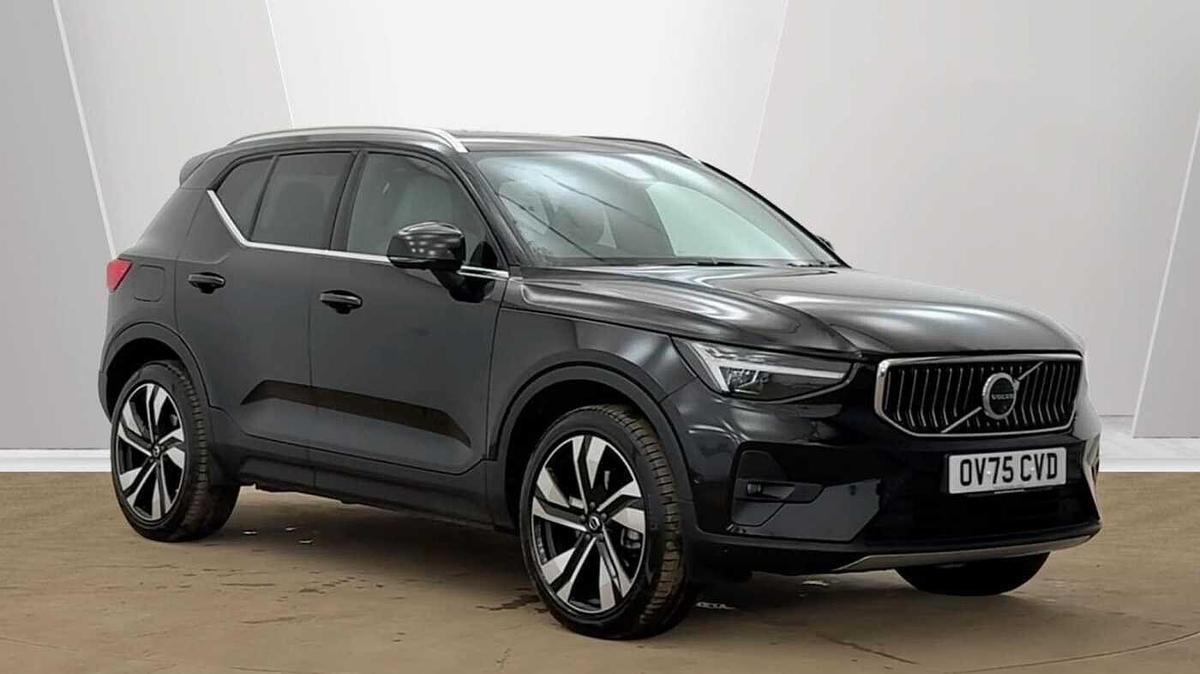 Main listing image - Volvo XC40