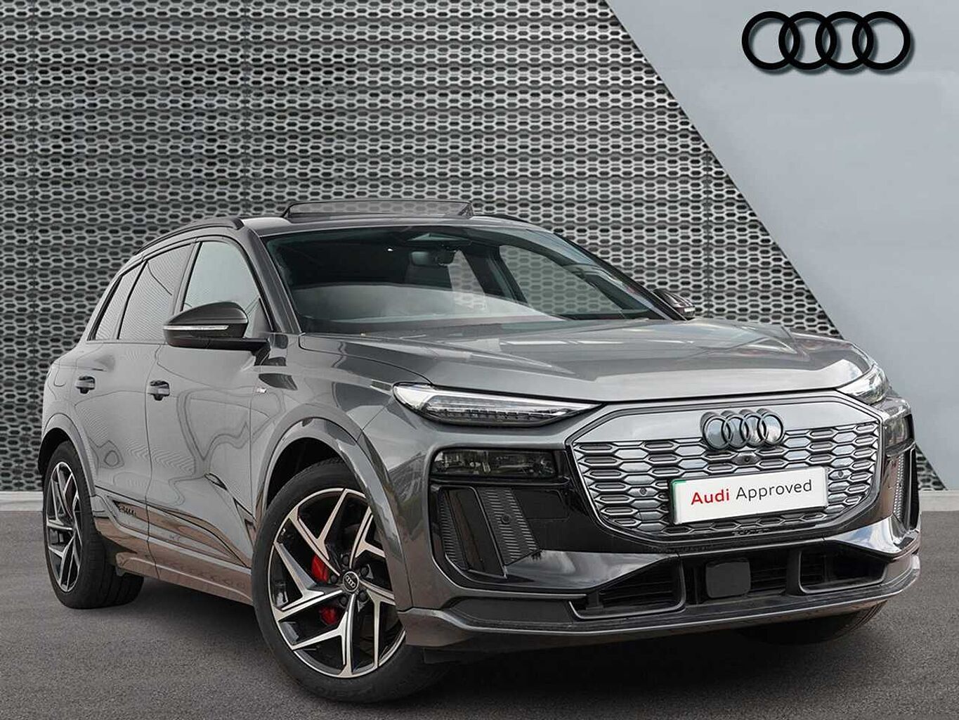 Main listing image - Audi Q6