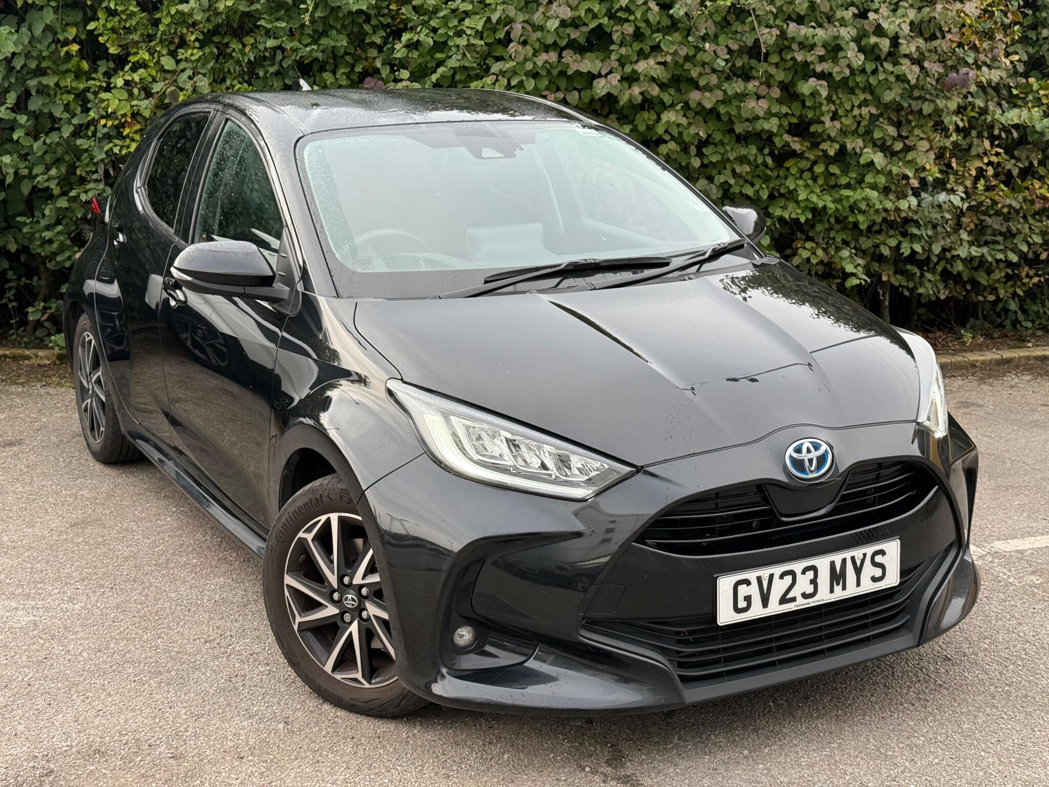 Main listing image - Toyota Yaris
