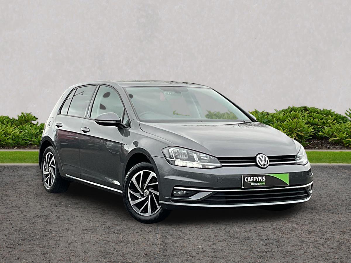 Main listing image - Volkswagen Golf