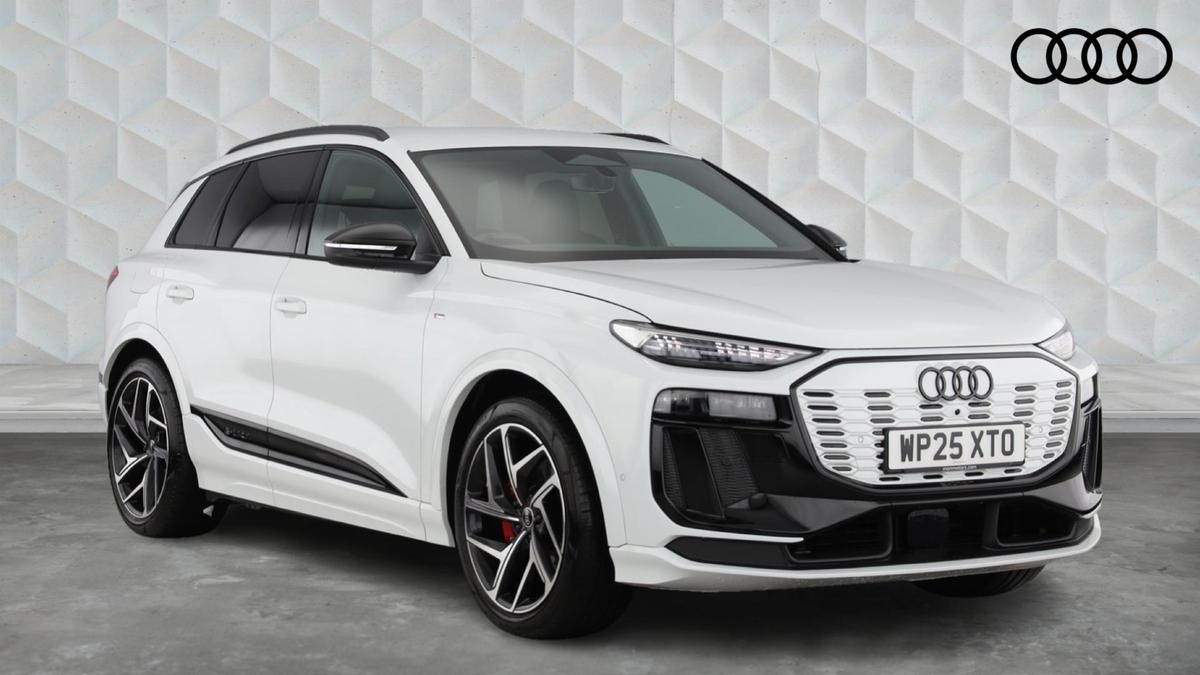 Main listing image - Audi Q6 e-tron