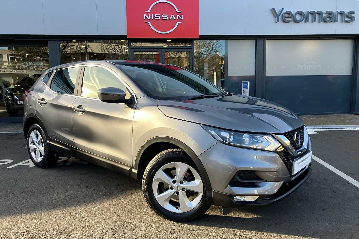Main listing image - Nissan Qashqai