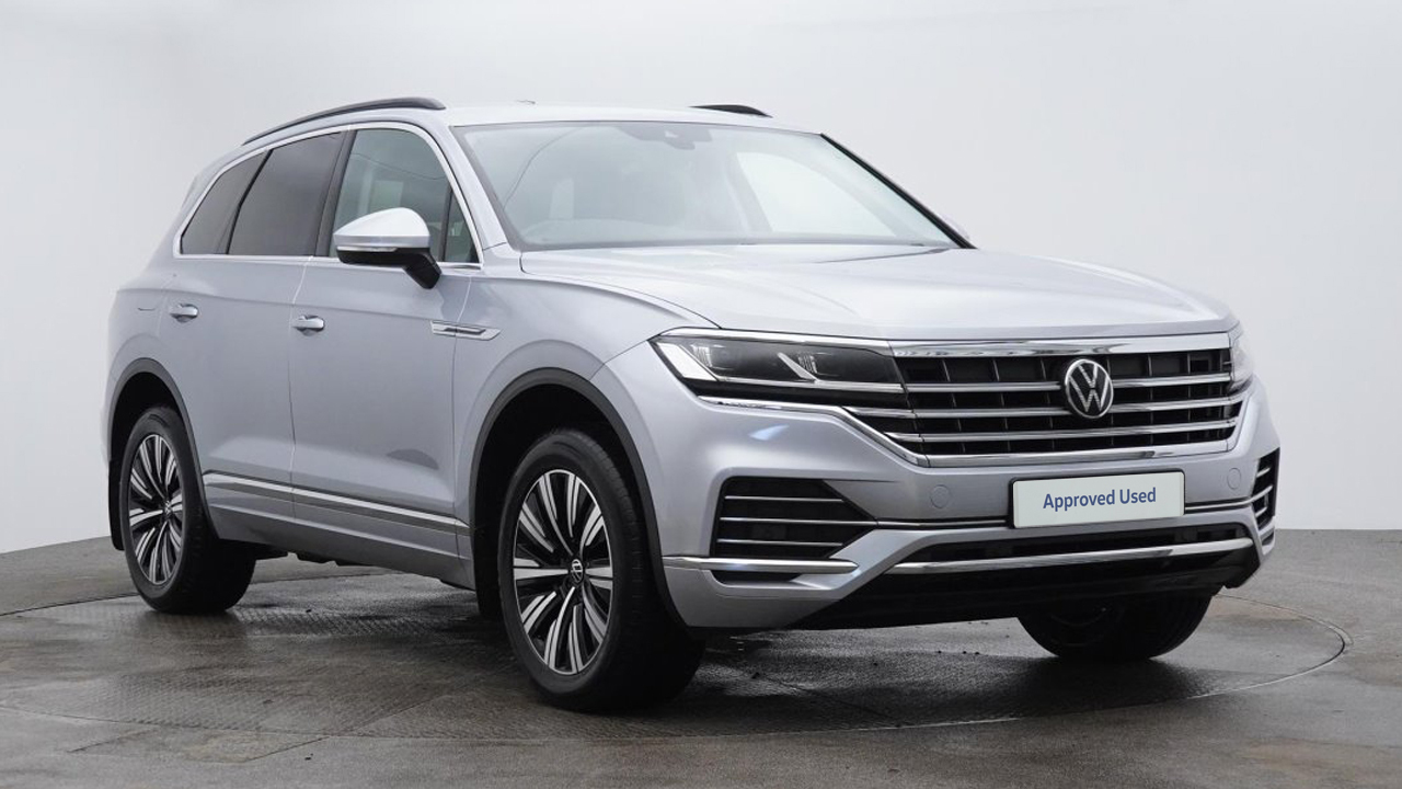 Main listing image - Volkswagen Touareg