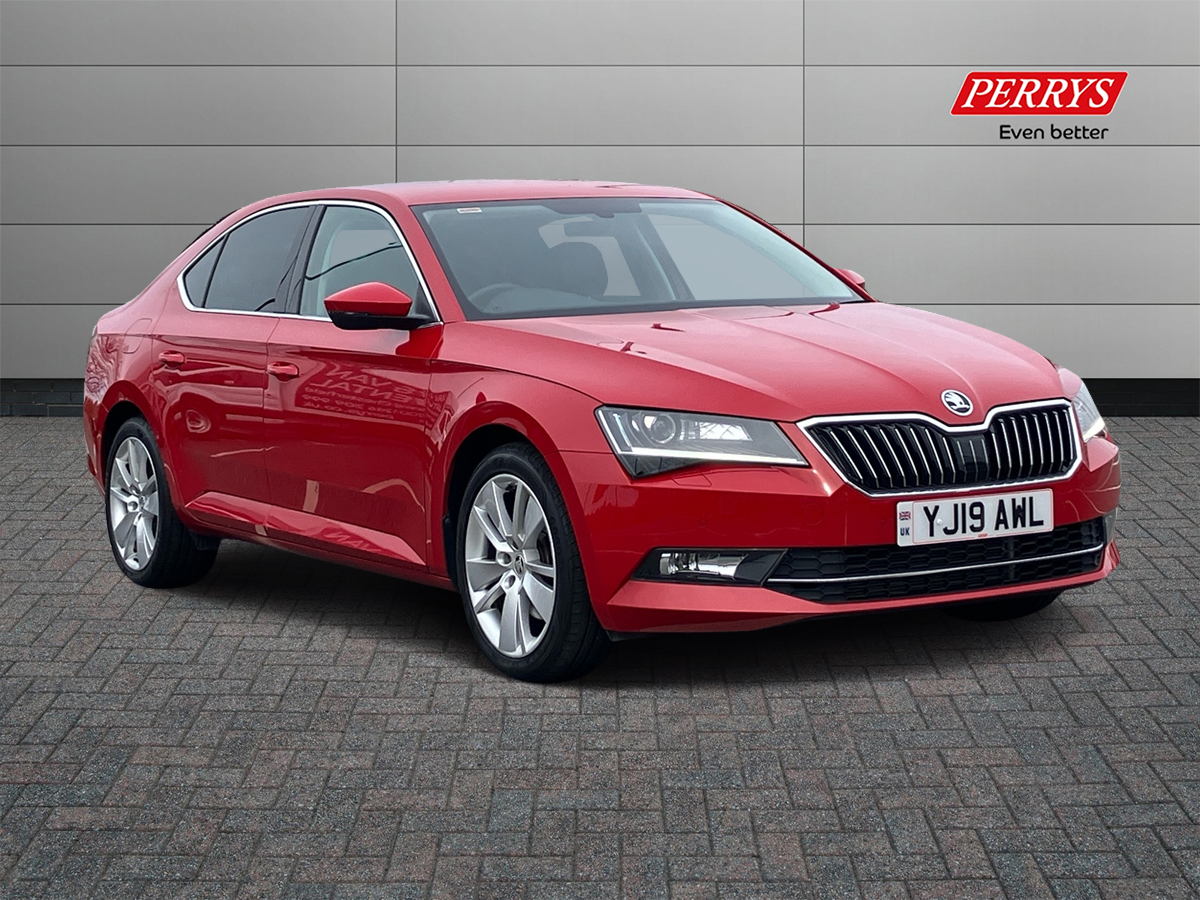 Main listing image - Skoda Superb