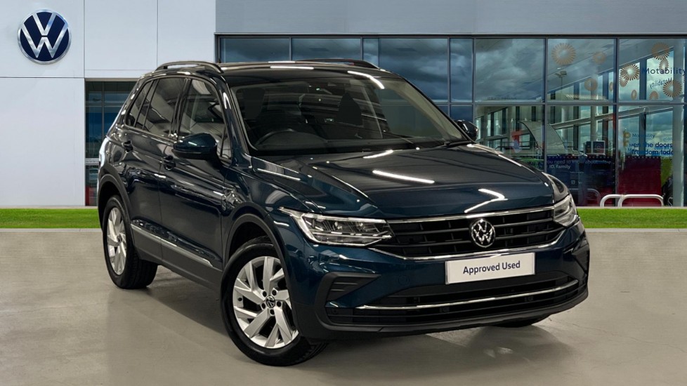 Main listing image - Volkswagen Tiguan