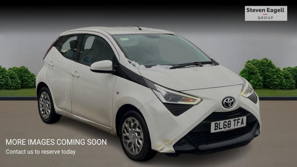 Main listing image - Toyota Aygo