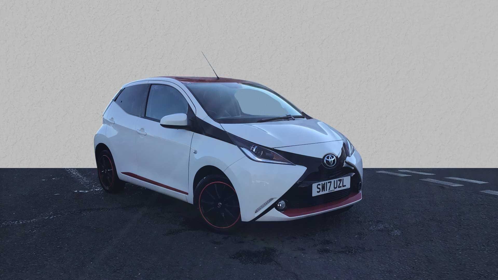 Main listing image - Toyota Aygo