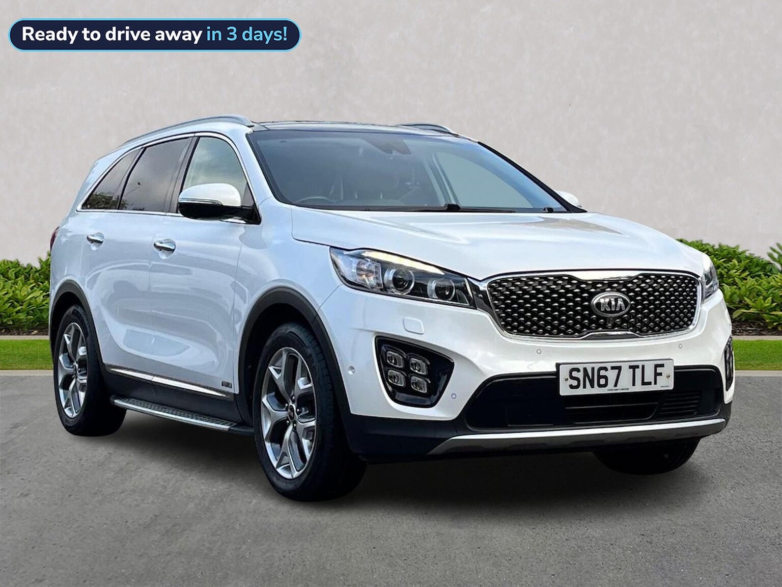 Main listing image - Kia Sorento