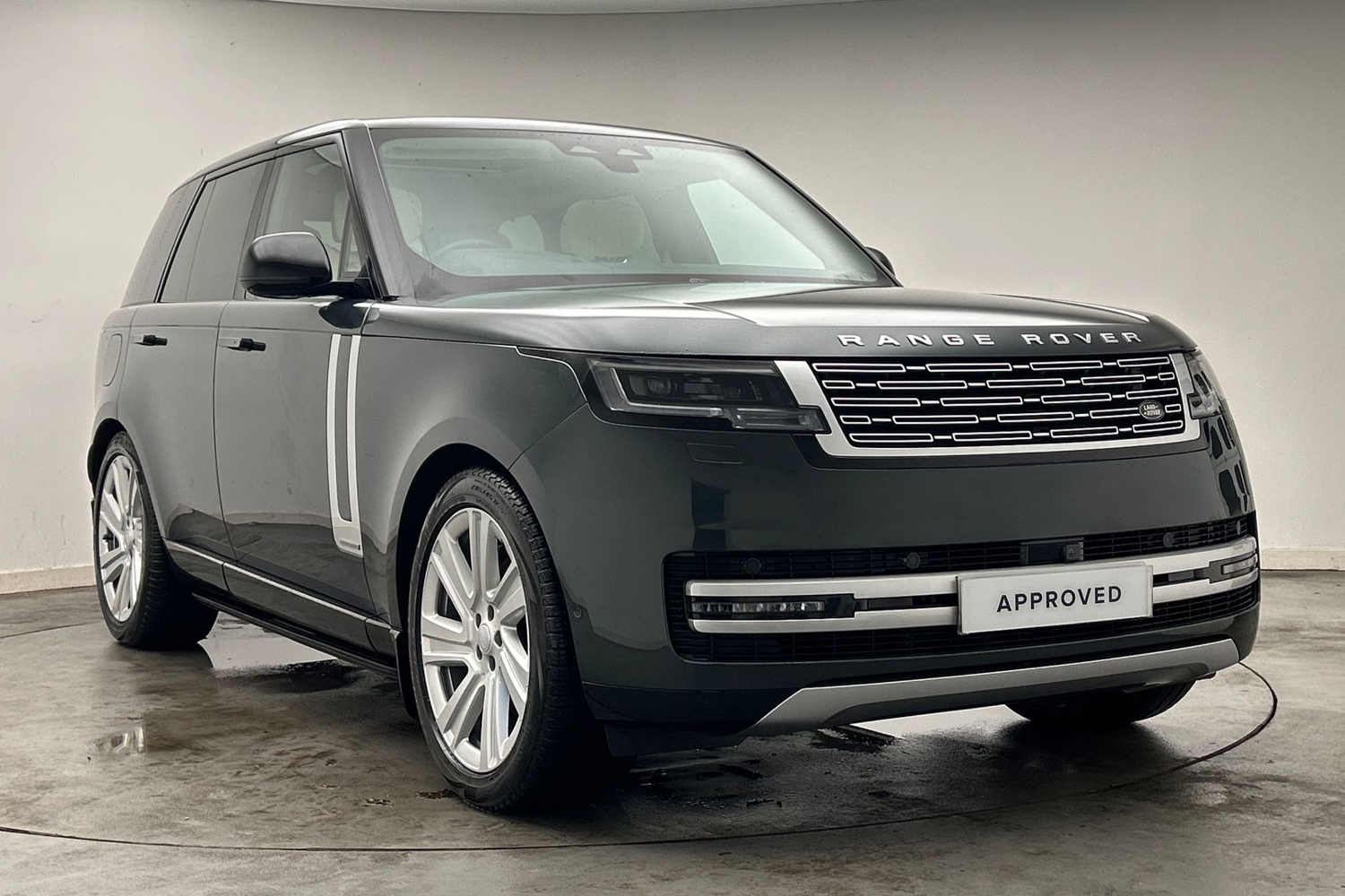 Main listing image - Land Rover Range Rover
