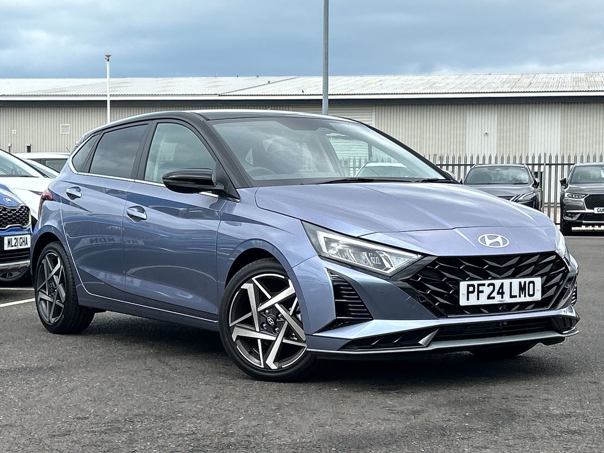 Main listing image - Hyundai i20