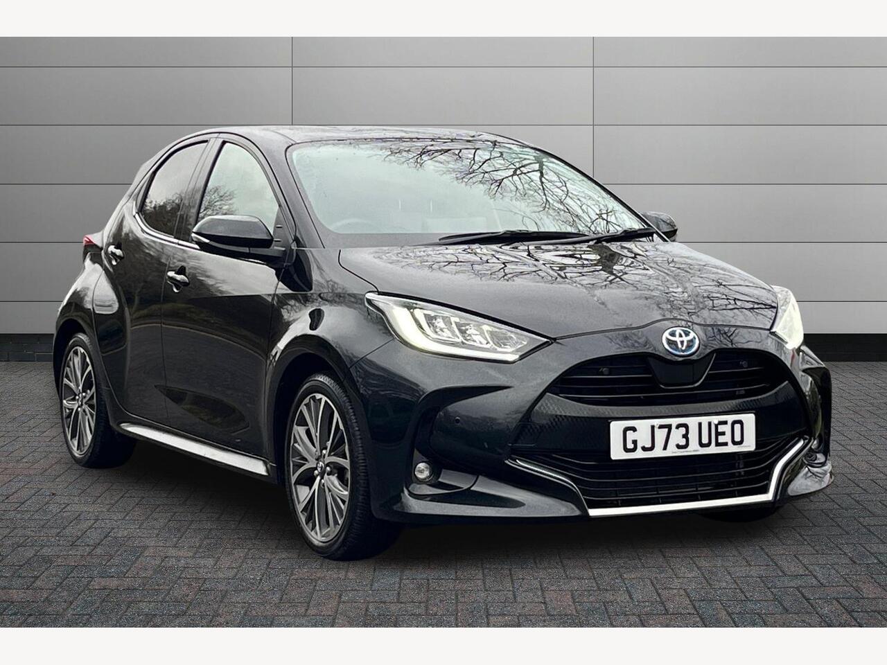 Main listing image - Toyota Yaris