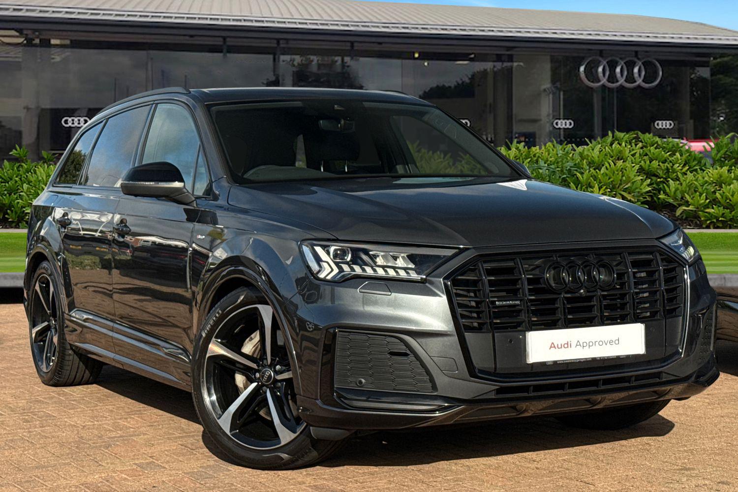 Main listing image - Audi Q7