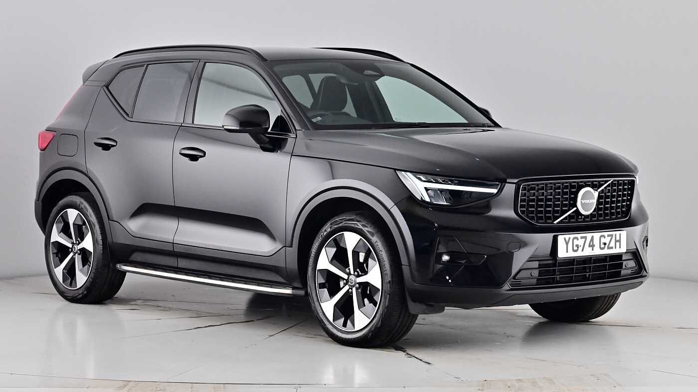 Main listing image - Volvo XC40