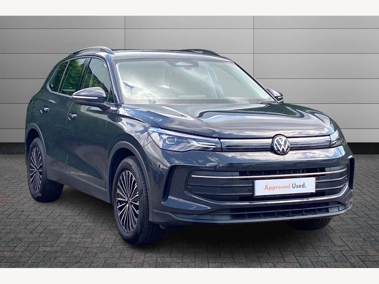 Main listing image - Volkswagen Tiguan