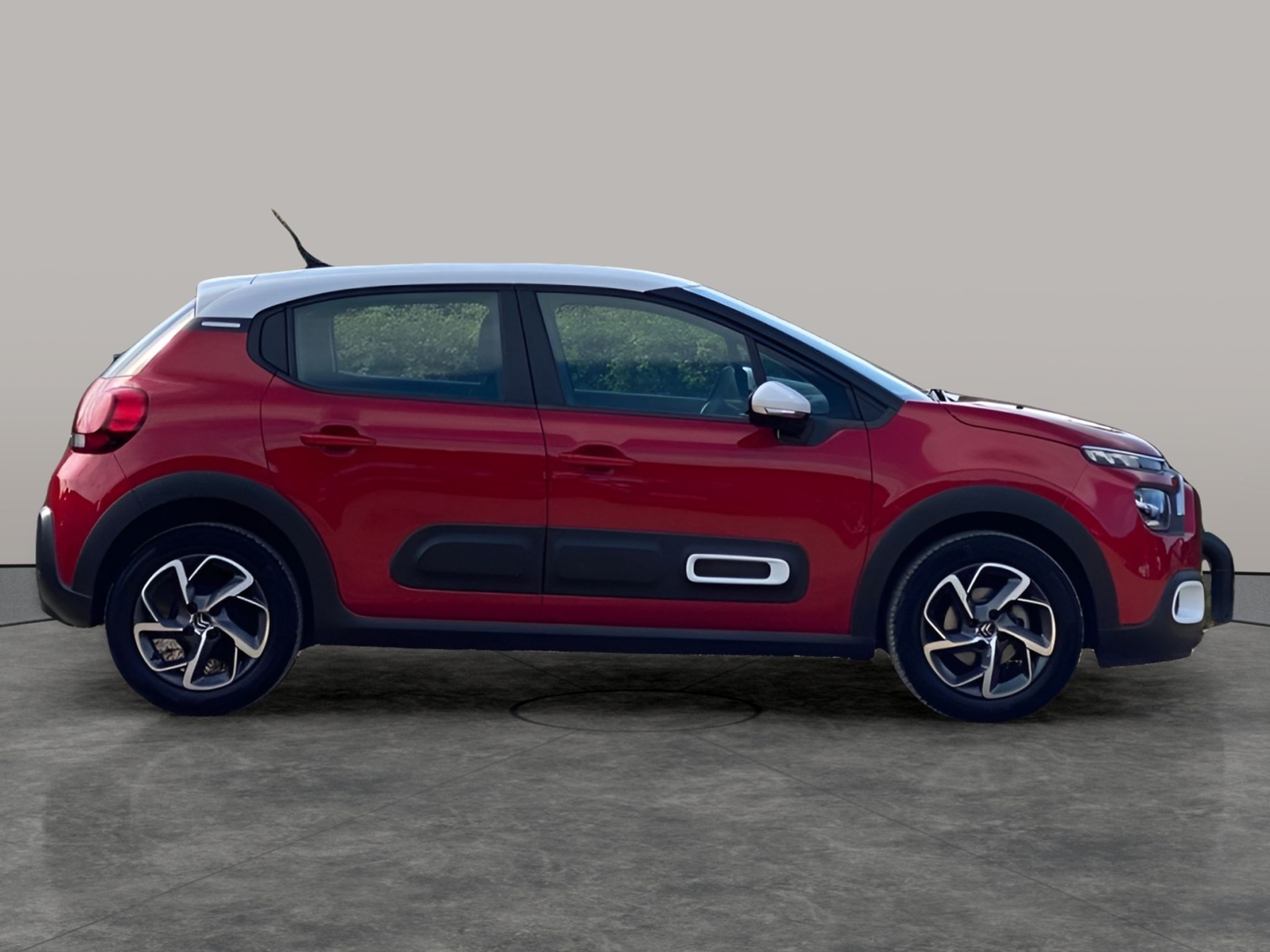 Main listing image - Citroen C3