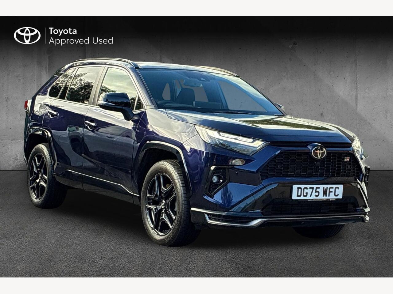 Main listing image - Toyota RAV4