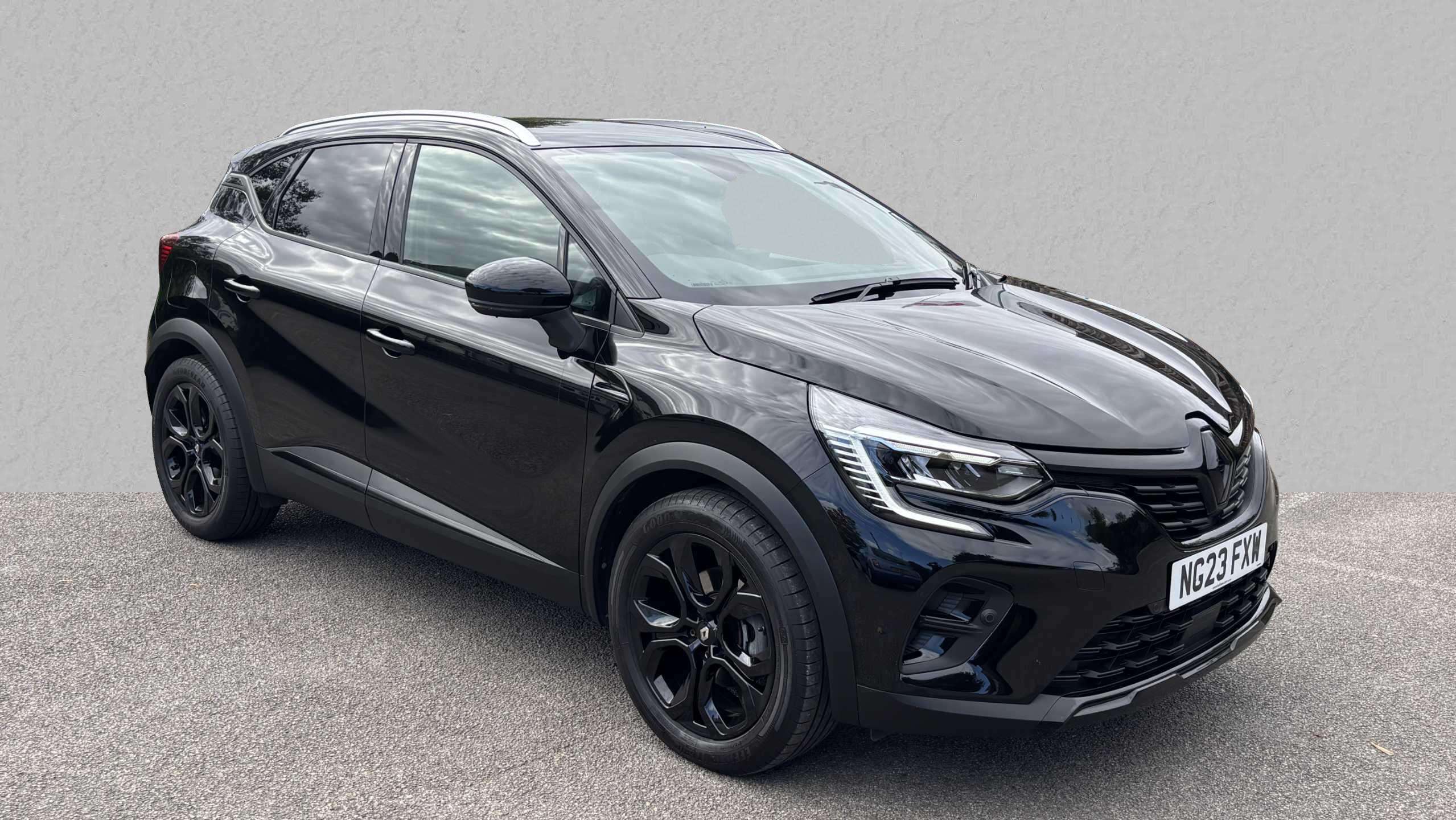 Main listing image - Renault Captur