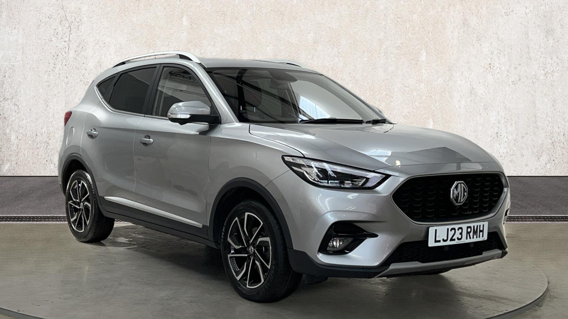 Main listing image - MG ZS