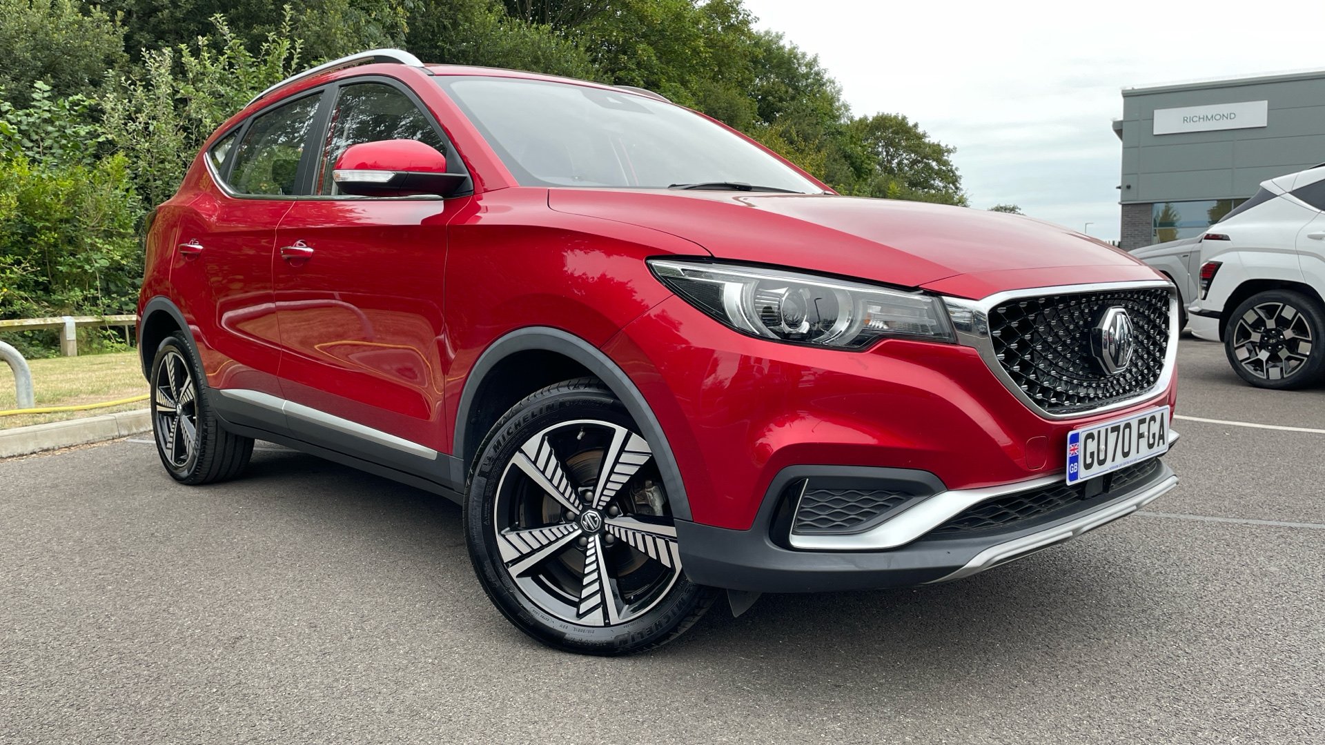 Main listing image - MG ZS EV