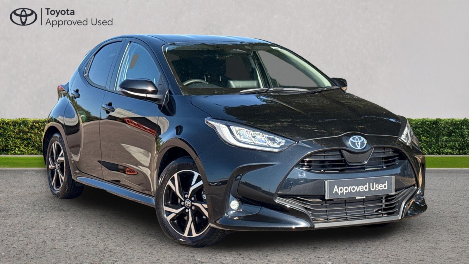Main listing image - Toyota Yaris